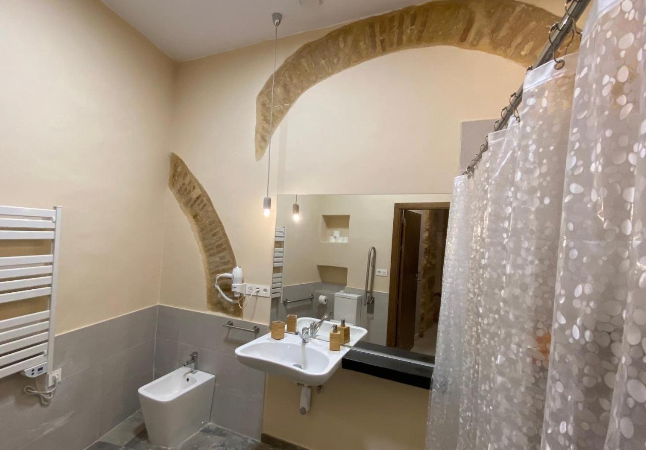 Gadeiras Suites - Apartamentos Turisticos De 2 Llaves Cádiz Buitenkant foto